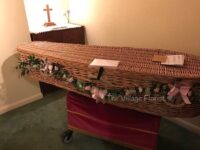 Spray Carnation Garland – Swagged With Bows