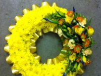 Based Yellow Wreath - WRE4