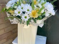 Snowy White Large Gift Bag